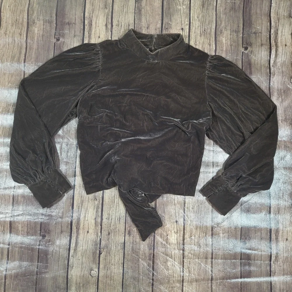 Banana Republic Cropped Velvet Open Back Blouse Womens M Brown Whimsigoth